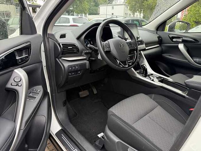 Mitsubishi ECLIPSE CROSS 2.4 PHEV BASIS 2-ZONEN KLIMA