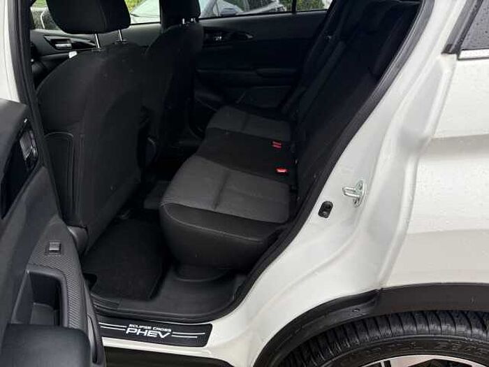 Mitsubishi ECLIPSE CROSS 2.4 PHEV BASIS 2-ZONEN KLIMA