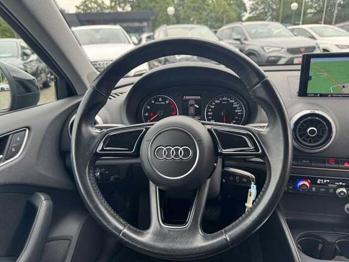 Audi A3 Sportback 1.0 TFSI DSG Navi+SHZ+KlimaAutomatik Basis