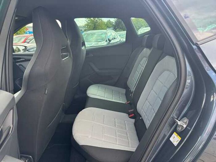 SEAT Arona FR 1.0 TSI DSG ACC+LED+Navi+SHZ+2xKlima 85 kW