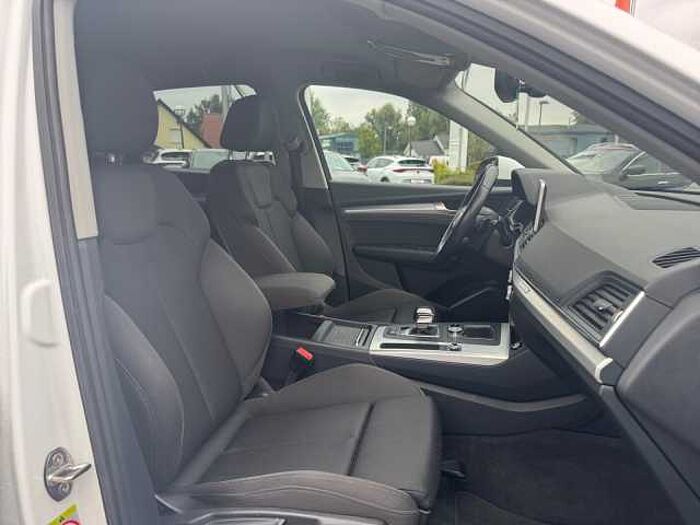 Audi Q5 40 2.0 TDI Quattro Sport DSG ACC+LED+Navi+SHZ