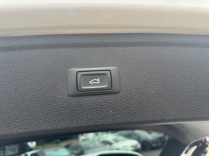 Audi Q5 40 2.0 TDI Quattro Sport DSG ACC+LED+Navi+SHZ