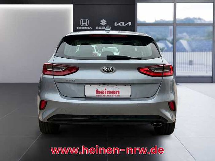 Kia ceed 1.6 CRDi DCT Spirit NAVI LED ACC cee'd