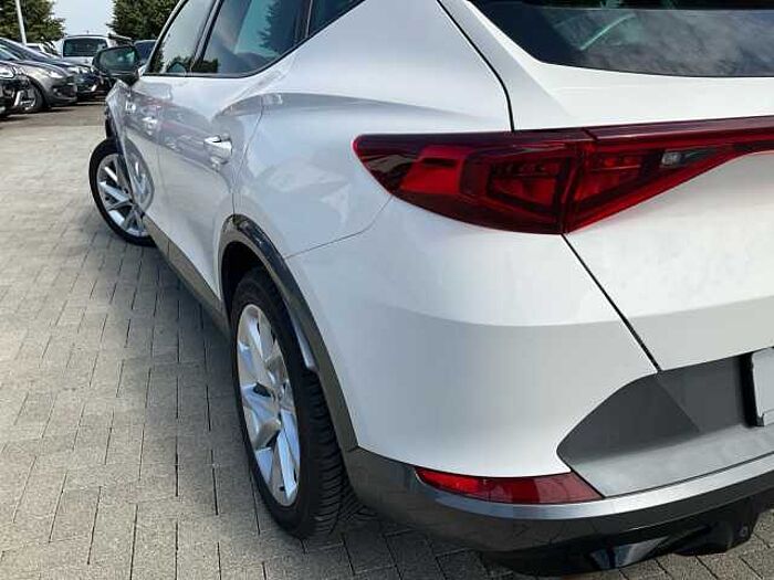 CUPRA Formentor 1.4 e-Hybrid DSG LED CARPLAY+ANDROID Basis