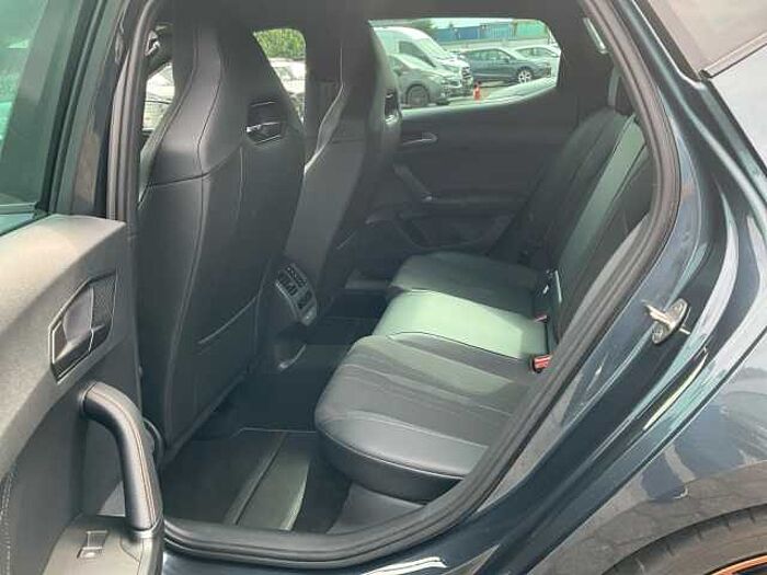 CUPRA Leon 1.4 e-HYBRID VZ DSG NAVI LED VISION-PLUS