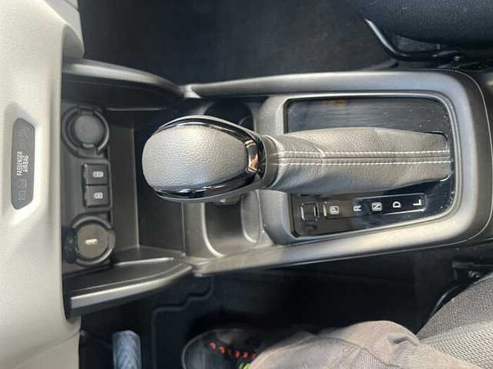 Suzuki Swift 1.2 Dualjet CVT Comfort NAVI LED ACC 61 kW