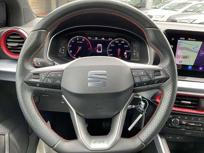 SEAT Arona 1.0 TSI FR LED+TEMPOMAT+17Z LM-FELGEN