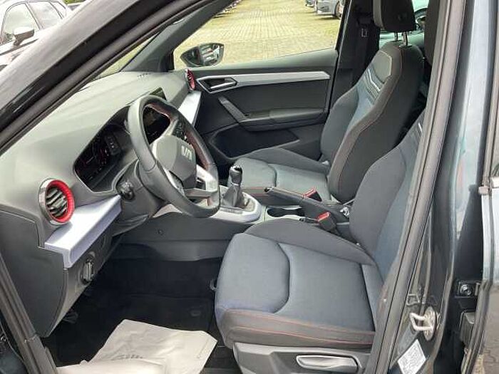 SEAT Arona 1.0 TSI FR LED+TEMPOMAT+17Z LM-FELGEN