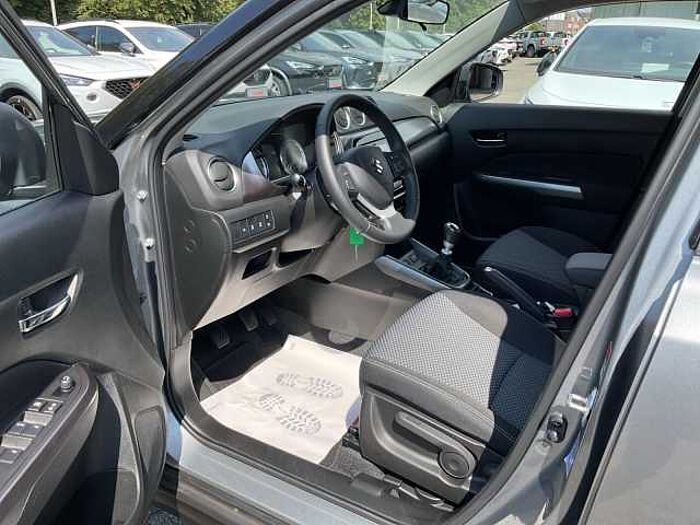 Suzuki Vitara 1.4 4x2 Comfort TEMPOMAT+17Z LM-FELGEN