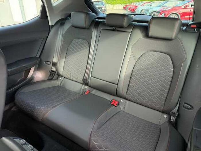 SEAT LEON FR 1.4 E-HYBRID AHK+LED+SHZ+Winterp. +Kam. +LM