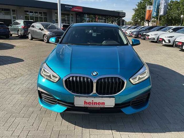 BMW 118i Limousine Advantage AHK+LED+Navi+SHZ+LM+PDC 118