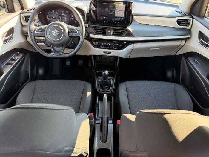 Suzuki Swift 1.2 Dualjet 61 kW Club ACC+LED+NAVI+PDC