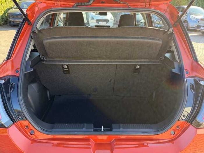 Suzuki Swift 1.2 Dualjet 61 kW Club ACC+LED+NAVI+PDC
